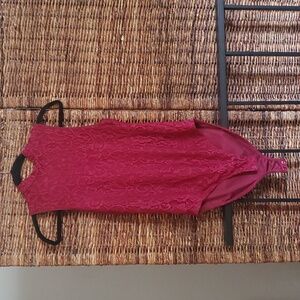 Express cranberry XS lace top